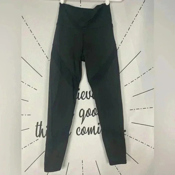 Aerie Black Chill Play Move Leggings - Picture 2 of 8